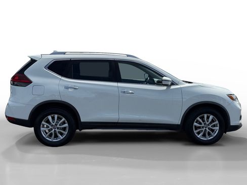Used 2020 Nissan Rogue SV image 6