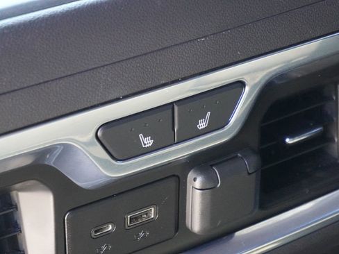 Used 2020 GMC Sierra 1500 AT4 w/ Off-Road Performance Package image 24