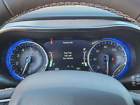 New 2026 Chrysler Pacifica Limited image 32