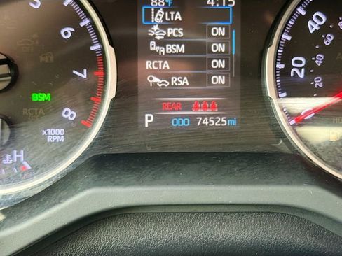 Used 2019 Toyota RAV4 XLE w/ Convenience Package image 39