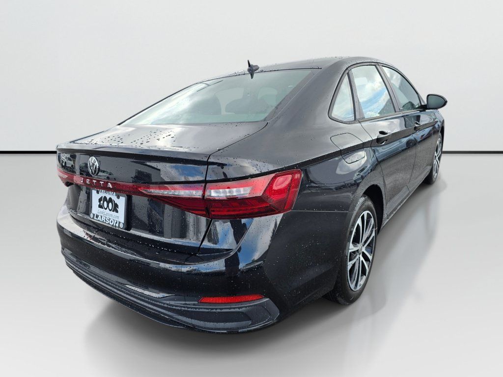 New 2026 Volkswagen Jetta Sport FWD image 3