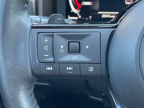 Used 2023 Nissan Rogue Platinum w/ Platinum Premium Package AWD/4WD image 25