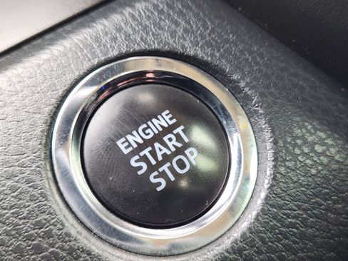 Used 2023 Toyota Camry SE w/ Convenience Package FWD image 20