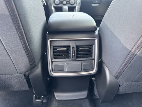 Used 2019 Subaru Forester Premium w/ All-Weather Package AWD/4WD image 20