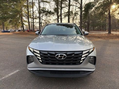 Used 2022 Hyundai Tucson SEL w/ Cargo Package image 3