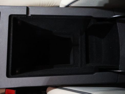 Used 2014 Lincoln MKX AWD w/ Equipment Group 101A image 36