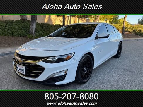 Used 2020 Chevrolet Malibu LT image 1