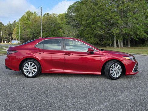Certified 2023 Toyota Camry LE FWD image 31