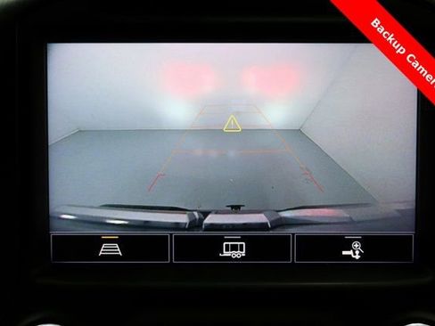 Used 2022 GMC Sierra 1500 AT4 w/ AT4 Preferred Package AWD/4WD image 19