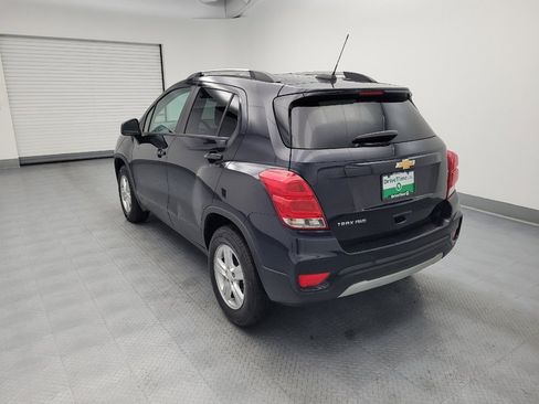 Used 2022 Chevrolet Trax LT w/ Driver Confidence Package AWD/4WD image 5