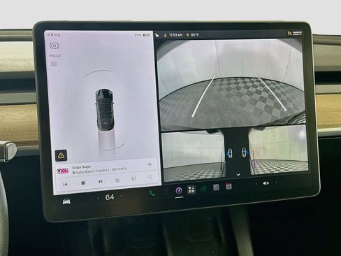 Used 2021 Tesla Model Y Long Range AWD/4WD image 22