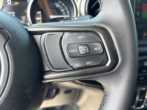 Used 2023 Jeep Wrangler Unlimited w/ 8.4" Radio Group AWD/4WD image 23