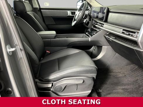Used 2025 Hyundai Santa Fe SEL AWD/4WD image 25