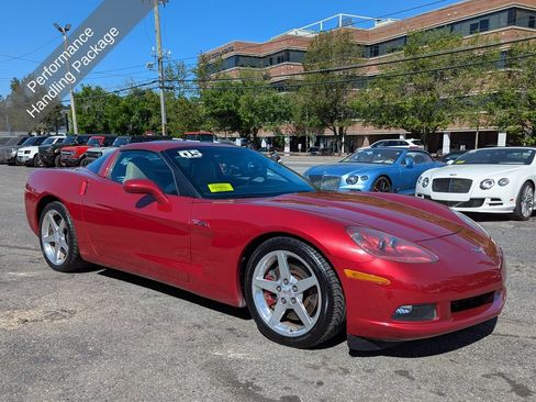 Used 2005 Chevrolet Corvette Coupe w/ Preferred Equipment Group RWD image 6