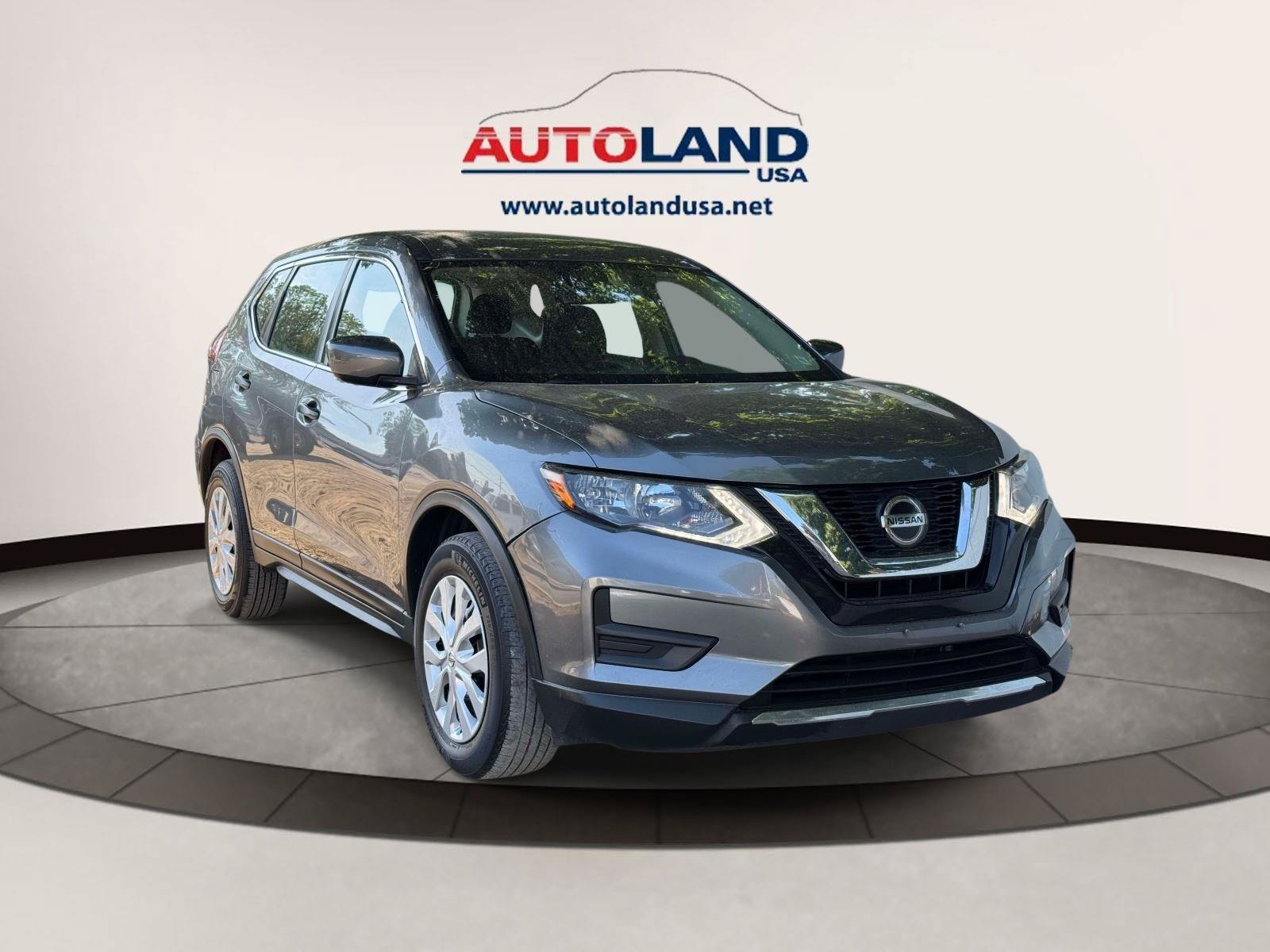 Used 2020 Nissan Rogue S FWD image 2