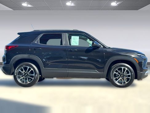 Used 2025 Chevrolet TrailBlazer LT w/ Driver Confidence Package AWD/4WD image 7