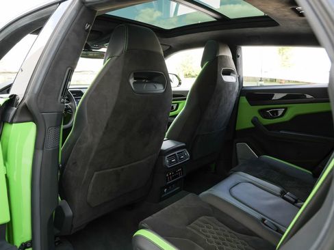 Used 2024 Lamborghini Urus S AWD/4WD image 29