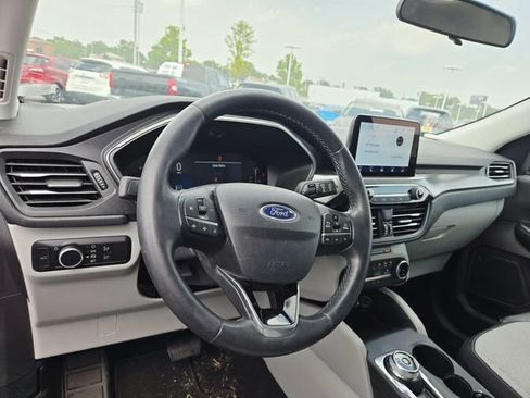 Used 2023 Ford Escape Active FWD image 6