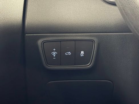 Certified 2022 Hyundai Santa Cruz SEL FWD image 16