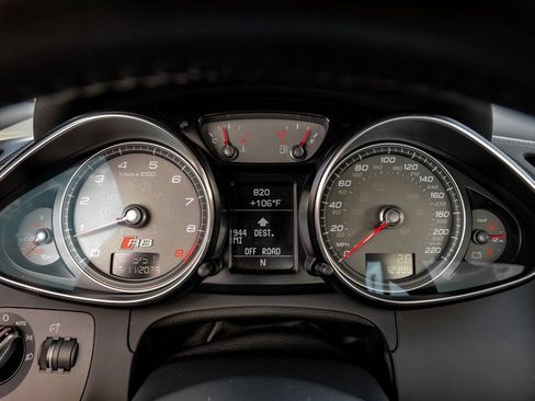 Used 2014 Audi R8 V8 AWD/4WD image 15