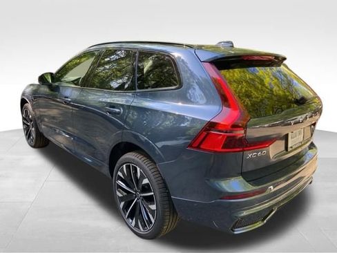 New 2026 Volvo XC60 T8 Ultra w/ Climate Package AWD/4WD image 5