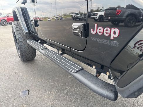 Used 2021 Jeep Wrangler Unlimited Rubicon w/ Uconnect 4C Nav & Sound Group image 16