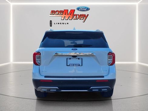 Used 2024 Ford Explorer XLT w/ Equipment Group 202A AWD/4WD image 6