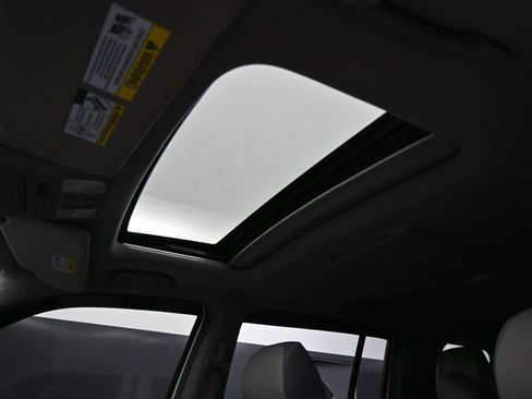 Used 2013 Honda Pilot Touring image 12