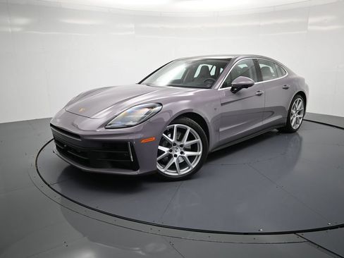Certified 2024 Porsche Panamera image 37