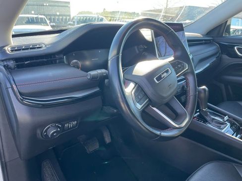 Used 2022 Jeep Compass Trailhawk w/ Trailhawk Elite Group image 10