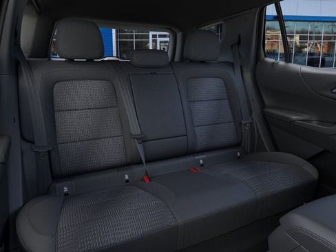 New 2026 Chevrolet Equinox LT w/ LPO, Floor Liner Package FWD image 17