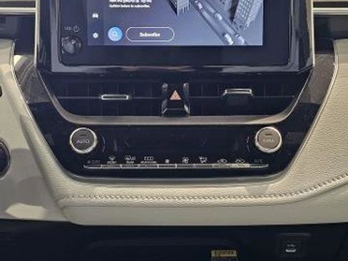 Used 2023 Toyota Corolla XSE image 19