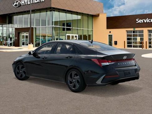 New 2026 Hyundai Elantra Sport FWD image 5