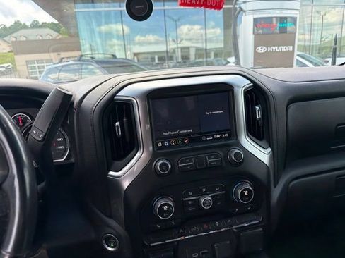 Used 2021 Chevrolet Silverado 1500 RST w/ Convenience Package II AWD/4WD image 3