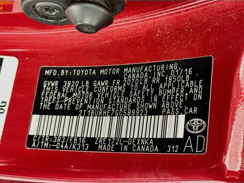 Used 2016 Toyota Corolla LE FWD image 29