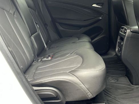 Used 2018 Buick Envision Premium image 16