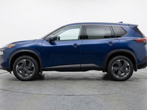Used 2025 Nissan Rogue SV image 5