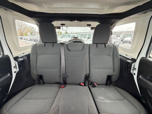 Used 2025 Jeep Wrangler Unlimited Sport AWD/4WD image 37