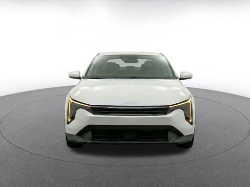 Used 2025 Kia K4 FWD image 2
