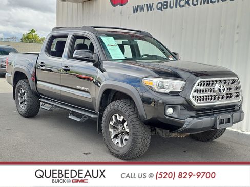 Used 2017 Toyota Tacoma TRD Off-Road w/ Tow Package (A/T) image 1
