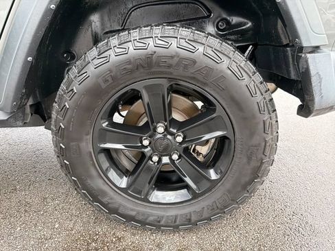 Used 2021 Jeep Wrangler Unlimited Sport AWD/4WD image 31