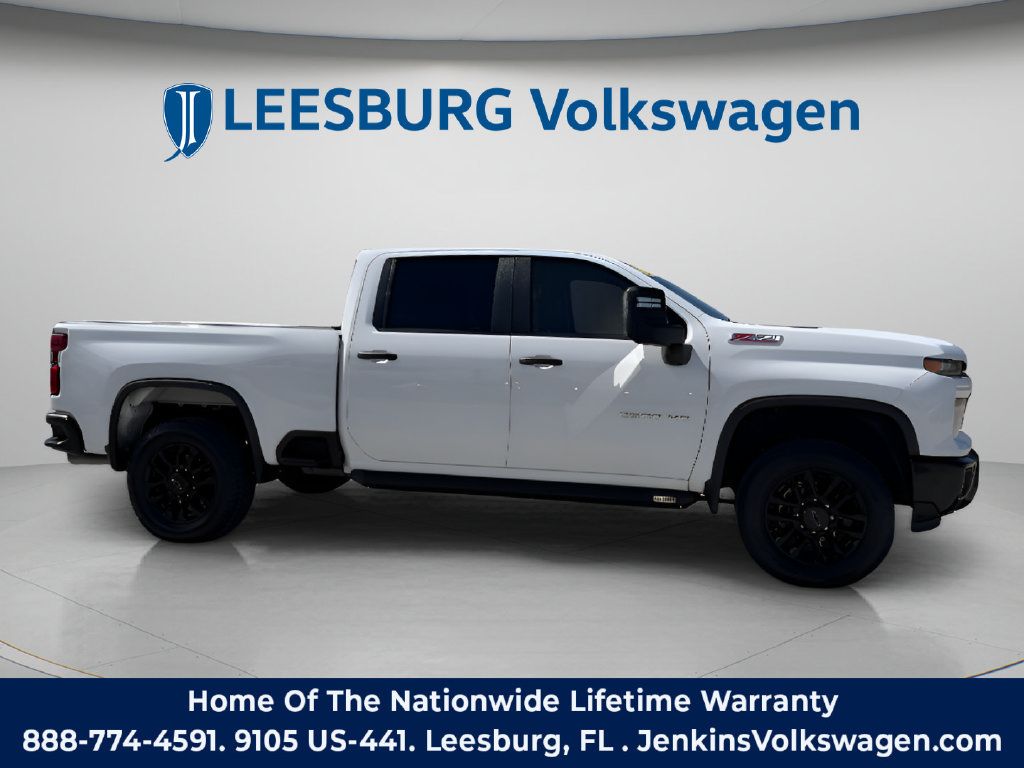Used 2025 Chevrolet Silverado 2500 Custom w/ Custom Value Package AWD/4WD image 2