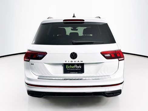 Used 2022 Volkswagen Tiguan SE R-Line image 7