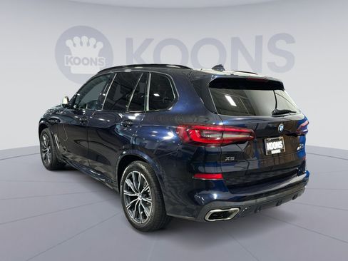 Used 2021 BMW X5 M50i AWD/4WD image 4