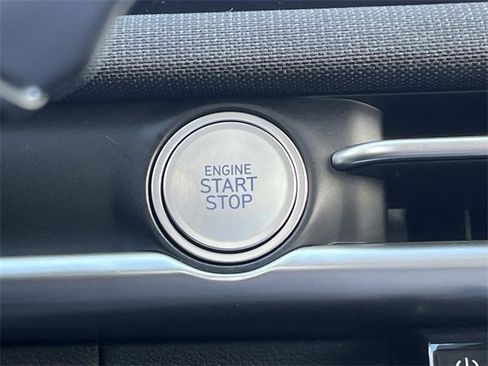 Certified 2025 Hyundai Tucson Limited image 36