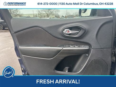 Used 2015 Jeep Cherokee Latitude image 11