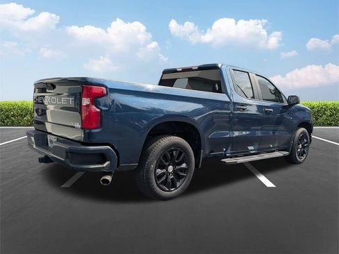 Used 2020 Chevrolet Silverado 1500 Custom w/ Custom Value Package RWD image 5