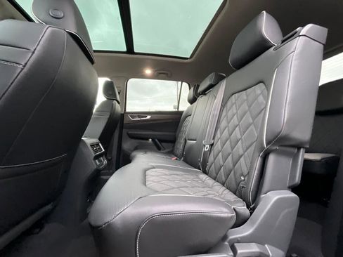 New 2026 Volkswagen Atlas SEL Premium R-Line image 14