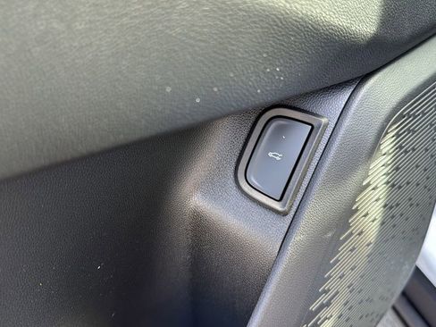 New 2026 Chevrolet Equinox RS w/ LPO, Floor Liner Package FWD image 25