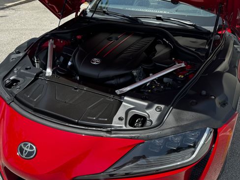 Used 2021 Toyota Supra Premium w/ Driver Assist Package RWD image 5